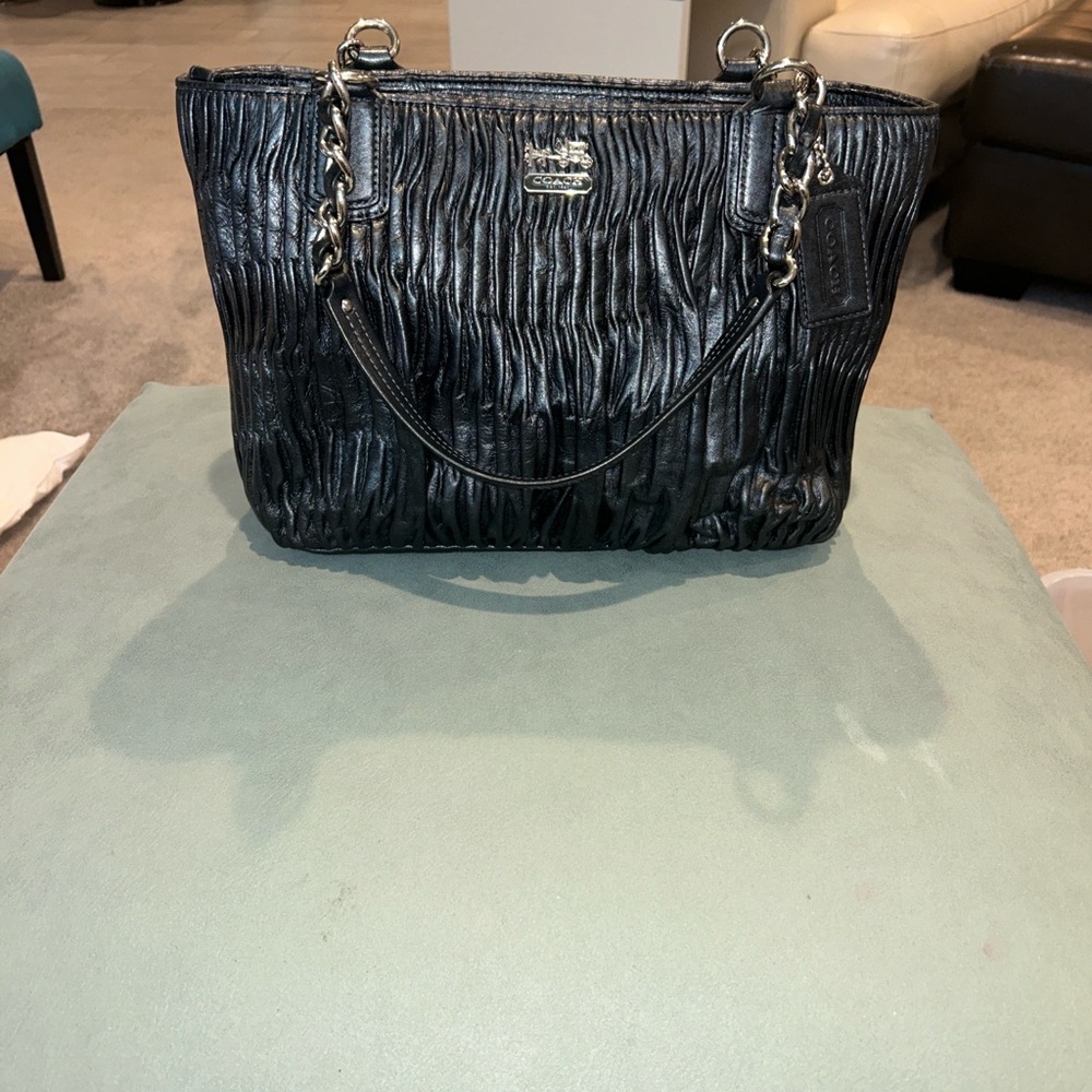 Coach Madison Gathered Leather Satchel EUC - Picture 2 of 11